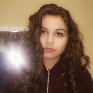 Meet your Posher, Ally